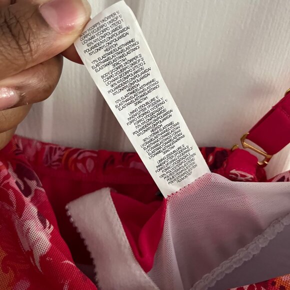 Plus Size Lauren Ralph Lauren 18W Lush Tropical-Print Fly-Away One-Piece - Picture 5 of 5